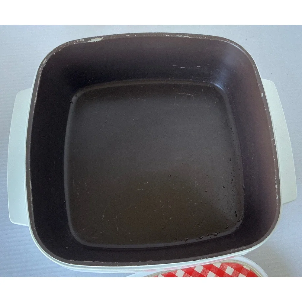 Vintage Insulated‎ Serving Dish Red Gingham Check Lid Retro Picnic 11in
